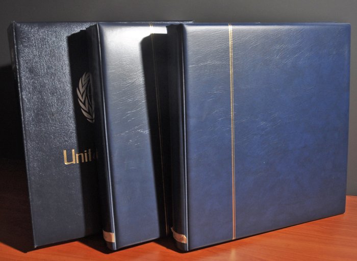 Verenigde Naties - Wenen 1951/2003 - Verzameling in 3 Albums met o.a. blokken, Postfris en veel meer
