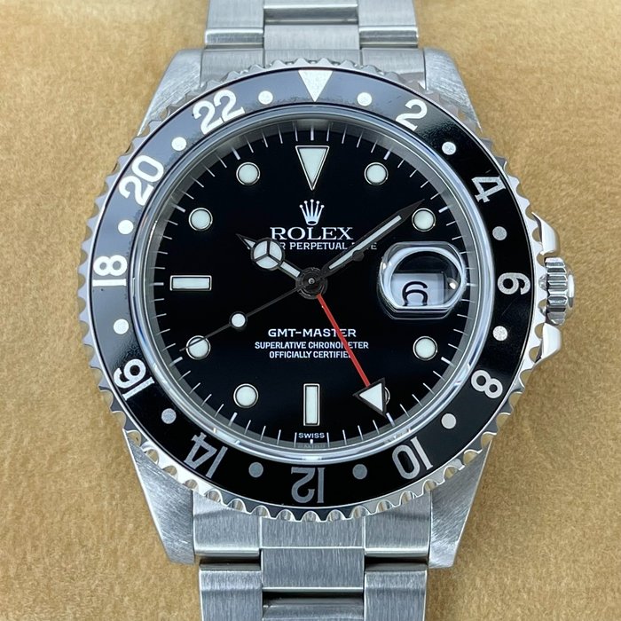 Rolex - GMT-Master Only "Swiss" Dial - Ref. 16700 - Unisex - 1999