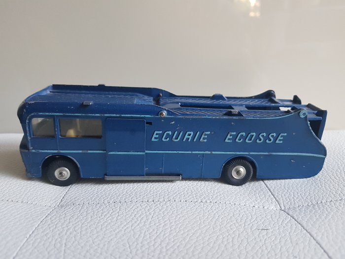 Corgi - 1:43 - Ecurie Ecosse Racing Car Transporter - 1126