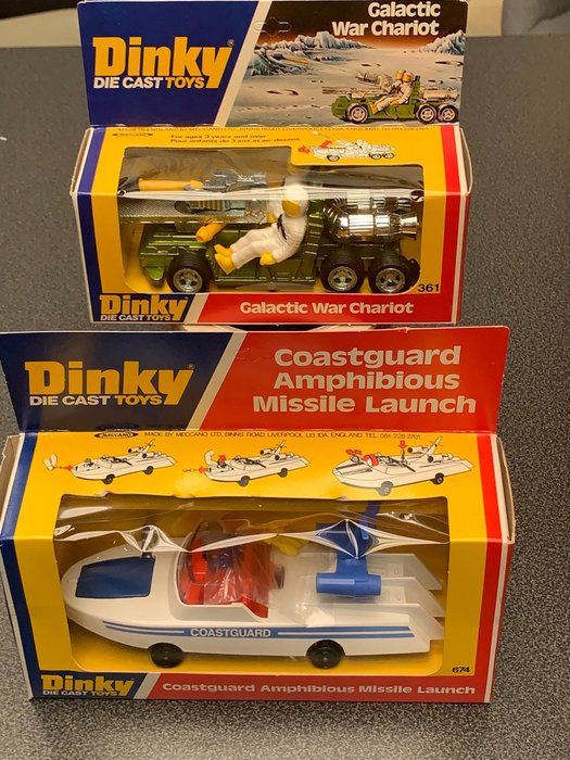 Dinky Toys - Galactic War Chariot en Coastquard Amphibious Missile Launch - no 361 & no 674