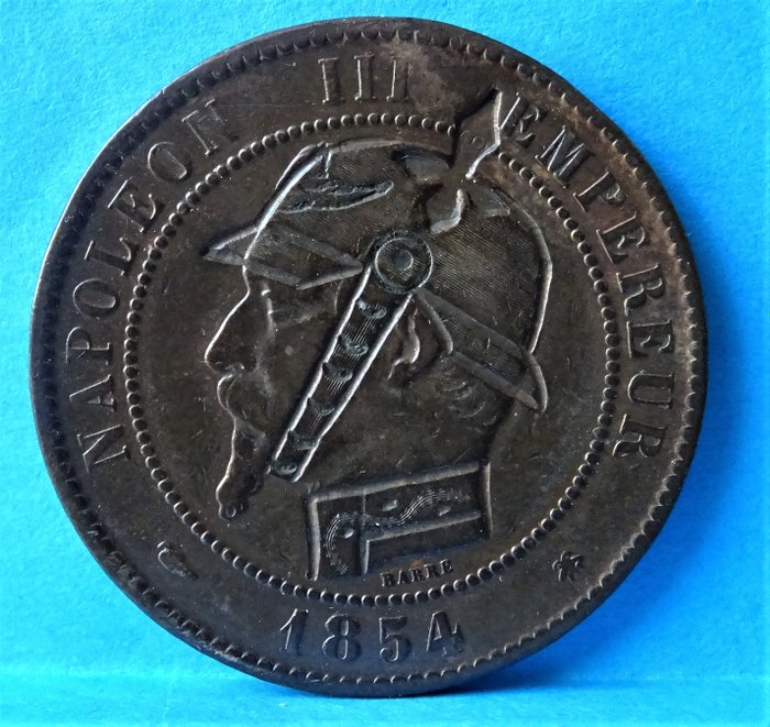 France. Napoléon III (1852-1870). 10 Centimes 1854 - Satirical Coin - Portrait of Napoleon III with Prussian helmet.