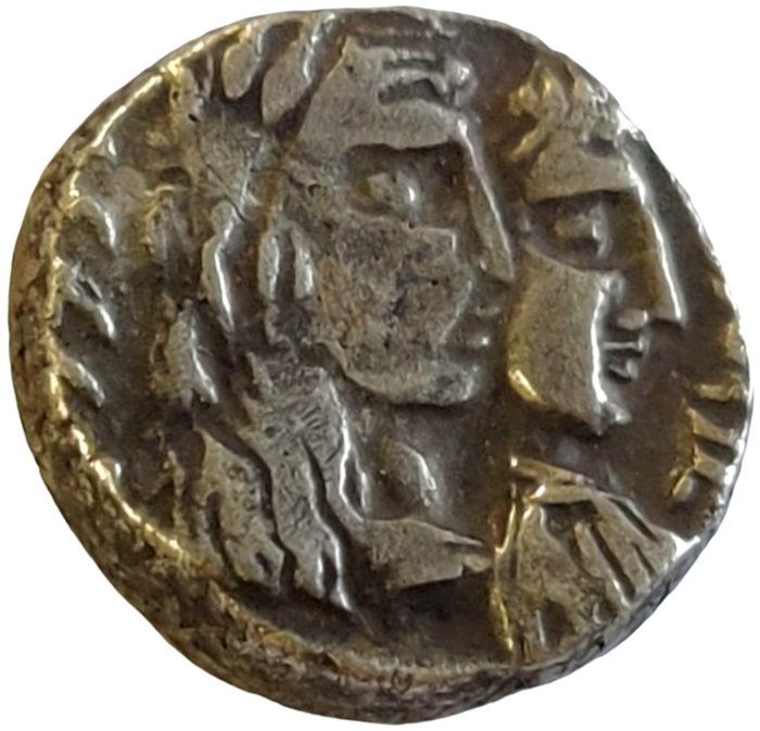 Nabataea. Aretas IV, with Shaqilat (9 BC-AD 40). AR Drachm,  dated RY 41 (AD 32/3). Petra mint
