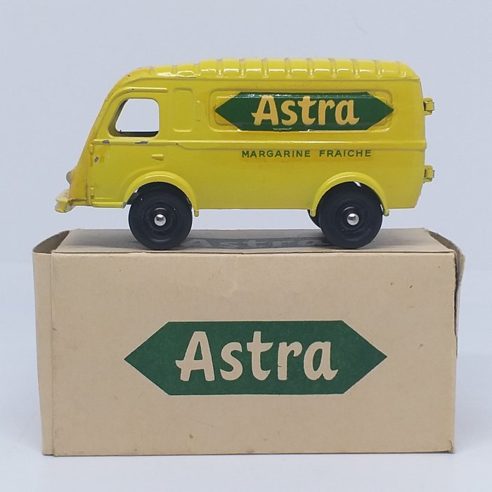 C.I.J. - 1:43 - 3/60-A Renault 1000 KG 'Astra' - Rare margarine modèle promotionnel 'Astra' des années 1950