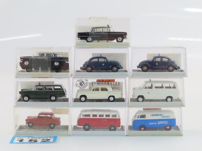 Brekina 1:87 - model cars - 10 cars consisting of, among other things, German police cars and taxis - DB