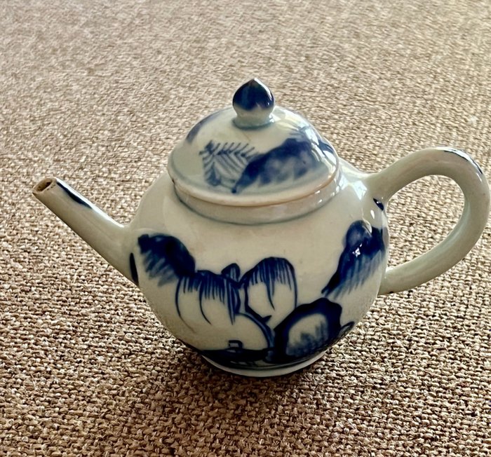 Teiera - Porcellana - Cina - XVIII secolo