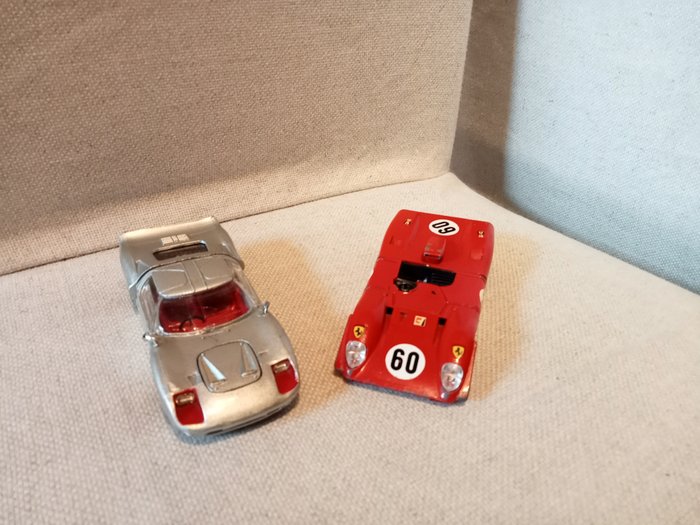 Dinky Toys - 1:43 - Ferrari 312 P, Ford 40 RV