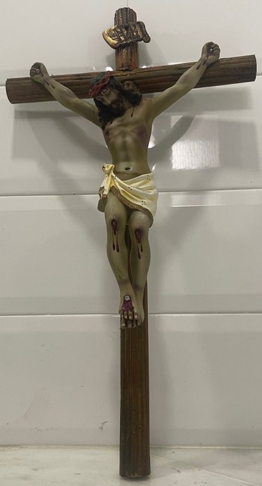 Crocifisso, Scultura, Olot (44 cm.) - Legno, Terracotta, polpa di legno - Inizio XX secolo
