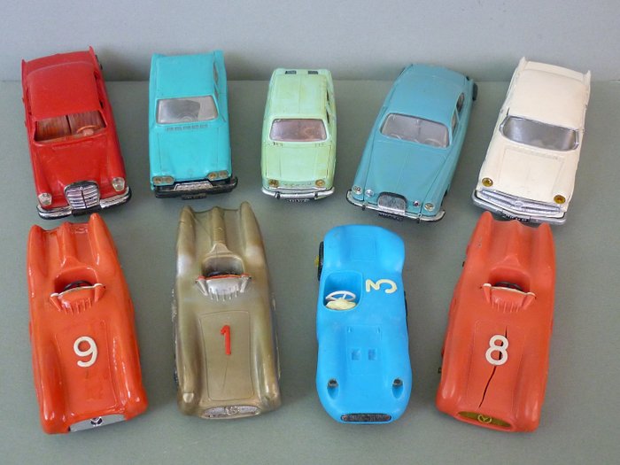 Norev - 1:43 - Lot of Vintage Les Miniatures de Norev Plastic Models