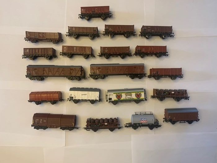Piko, Roco H0 - Freight carriage - 20 different - DB, DR (DDR)