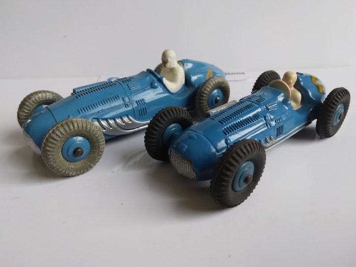 Dinky Toys - 1:48 - No230 Talbot + no.23H Talbot