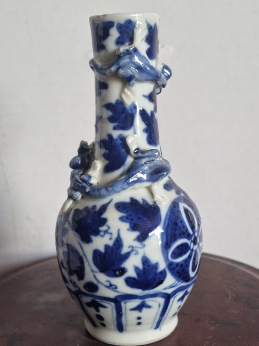 Bottiglia, Vaso - Porcellana - Cina - Dinastia Qing (1644-1911)