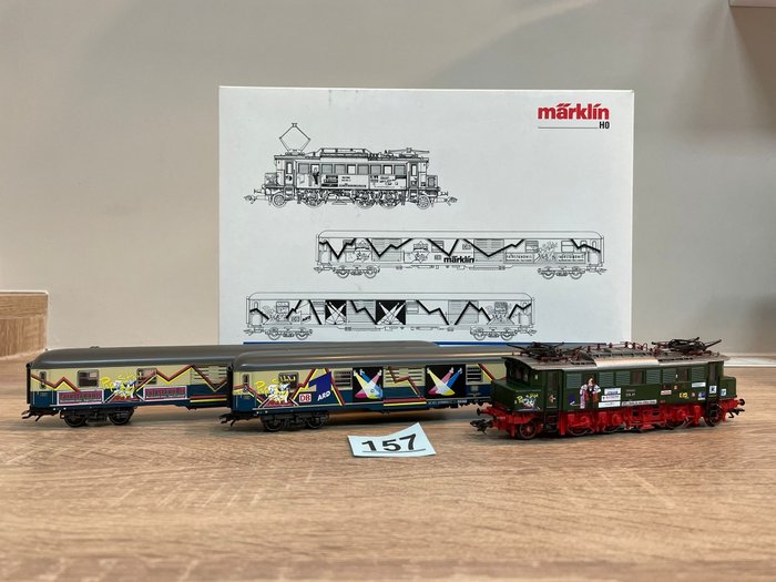 Märklin H0 - 2872 - Coffret - Poptrain, BR E-04 et 2 wagons - DB
