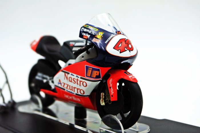 Aprilia RSW 250 Valentino Rossi (World Championship 1998) - 1:18