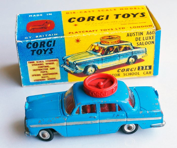 Corgi Toys - 1:43 - ref. 236 - Motor School Car
