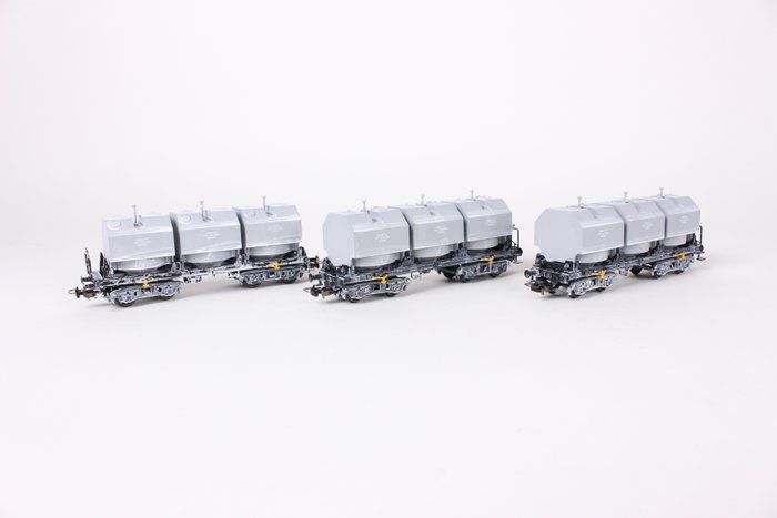 Piko H0 - Freight carriage - 3x Lime trucks (original weathered) - DR (DDR)