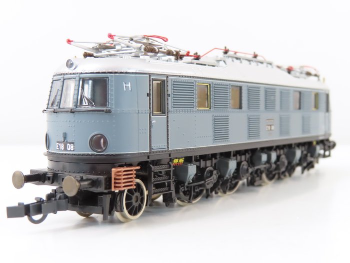 Roco H0 - 43660 - Electric locomotive - BR E18 - DRG