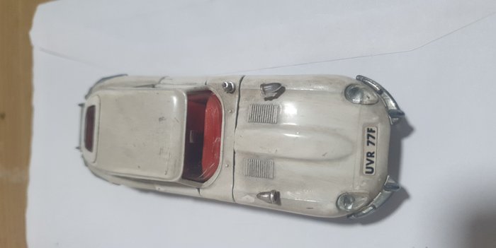 Dinky Toys - 1:43 - Jaguar E-Type 2×2 - ref. 131