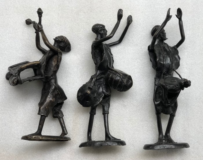 Malinese muziekanten - Statuetta(e) (3) - Espressionista - Bronzo (dorato/argentato/patinato/verniciato a freddo)