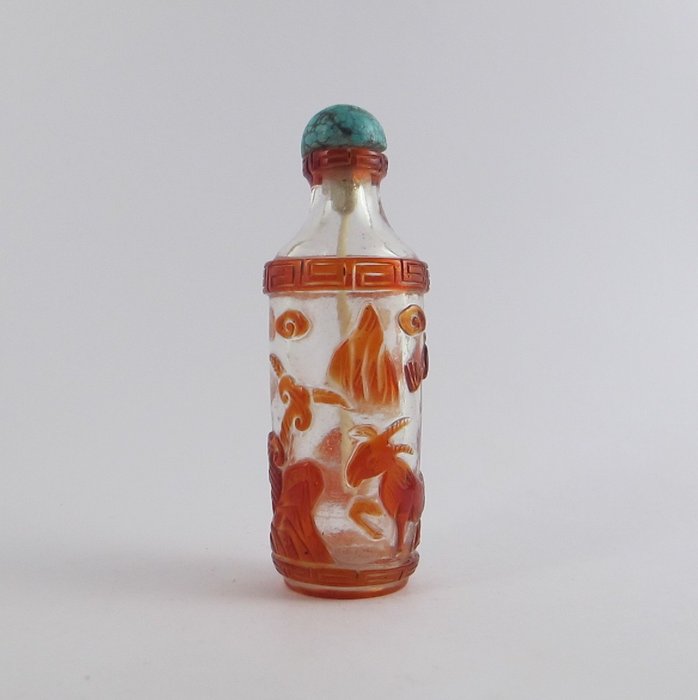 Schnupftabakflasche - Peking-Glas - Drei Ziegen - China - 20. Jahrhundert