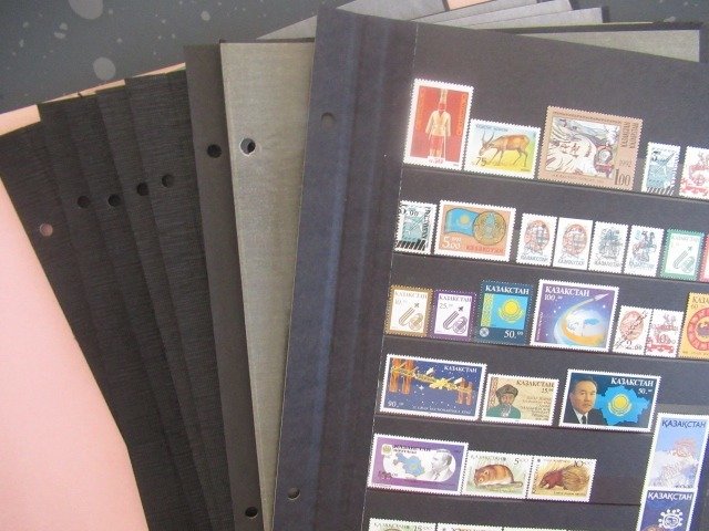 Kazachstan 1992/2006 - Extensive collection of modern stamps
