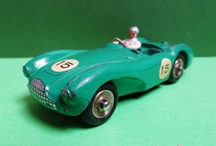 Dinky Toys - 1:43 - ref. 506 Aston Martin
