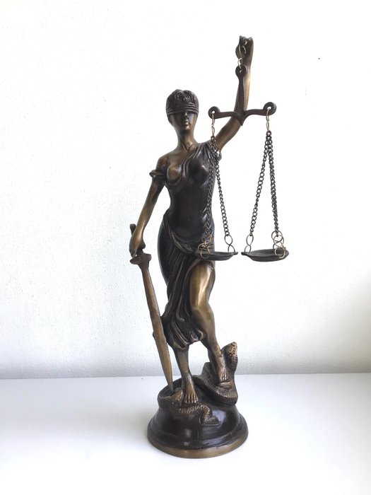 Statua della Signora Giustizia - 40 cm - Bronzo (dorato/argentato/patinato/verniciato a freddo)
