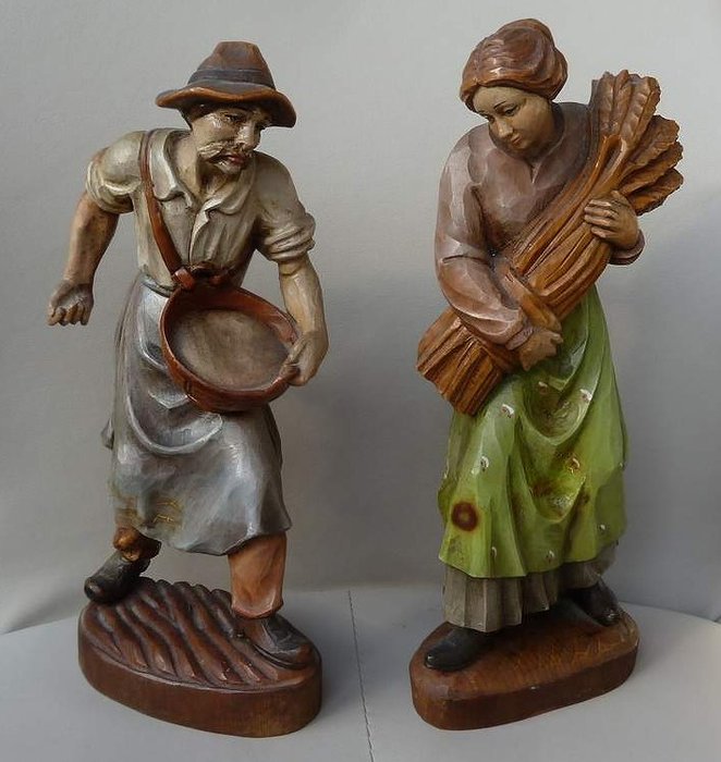 Contadina e moglie del contadino - legno intagliato (2) - Arte popolare - Legno