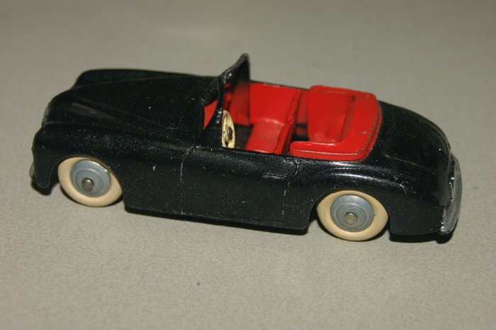 Dinky Toys France - 1:48 - Original First Issue, First Serie "Simca 8 Sport"- no. 24 S1 - 1952