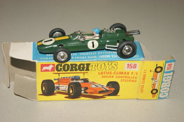 Corgi - 1:48 - Original First Issue Lotus Climax no.1 Formula I" no.158 - with Driver Controlled Steering - In Original First Serie Box - 1969