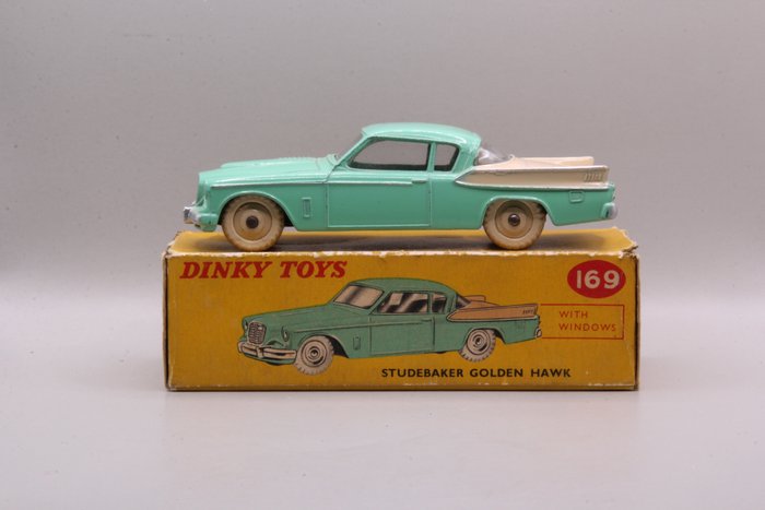 Dinky Toys - 1:43 - Studbaker Golden Hawk - rif. 169
