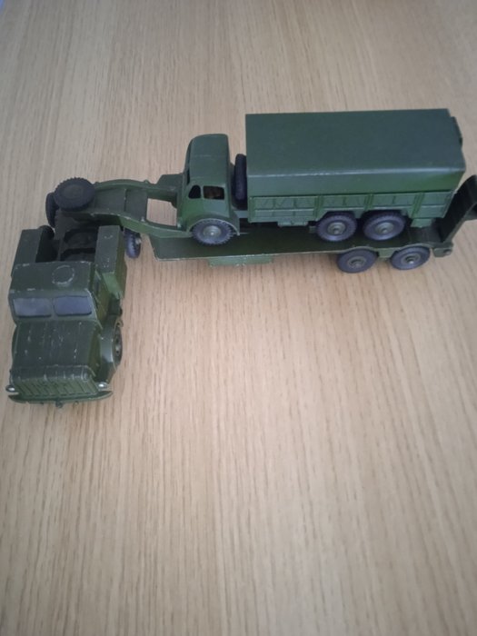 Dinky Toys - Thorny Croft Mighty Antar avec sa Remorque + 10 ton Army Truck