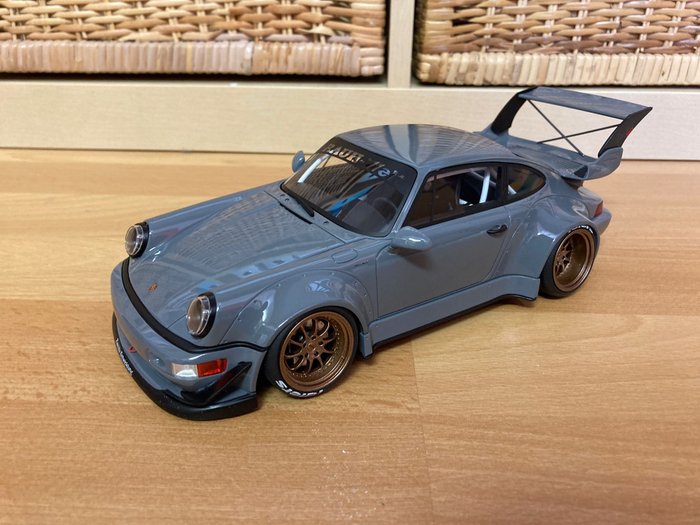 GT Spirit - 1:18 - Porsche RWB Body Kit "Akiba" - RWB/ Rauh-Welt Begriff (1992) - GT840 - Limitierte Auflage