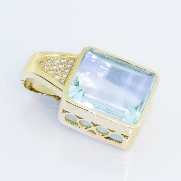 Image 3 of 18 kt. Gold, Yellow gold - Pendant - 37.50 ct Aquamarine - Diamonds