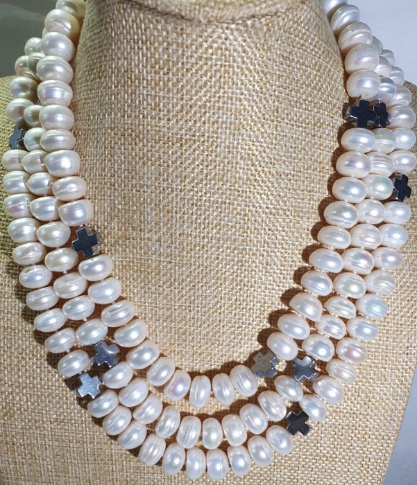 Grande collana di perle d'acqua dolce (AAA) con croci greche - grado superiore - ematite - Spilla in argento 925 - Seconda metà del 20° secolo