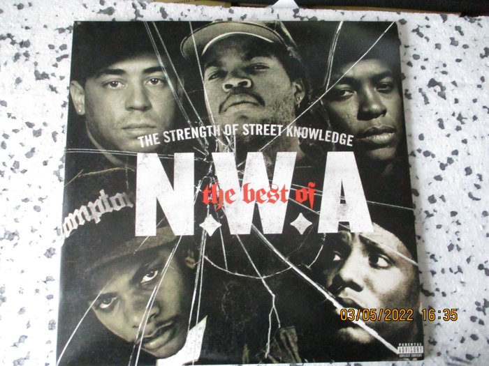 Niggaz Wit Attitudes N.W.A. - Gangsta: The Strength Of Street Knowledge - The Best Of N.W.A - 2xLP Album (dubbel album) - 2006/2006