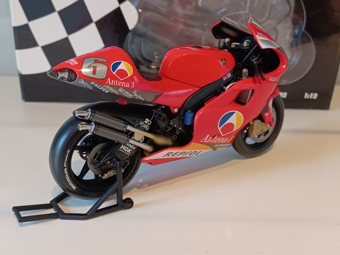 Minichamps - Schaal 1 12 - Yamaha 500cc 2 takt 2002 - Norick Abe