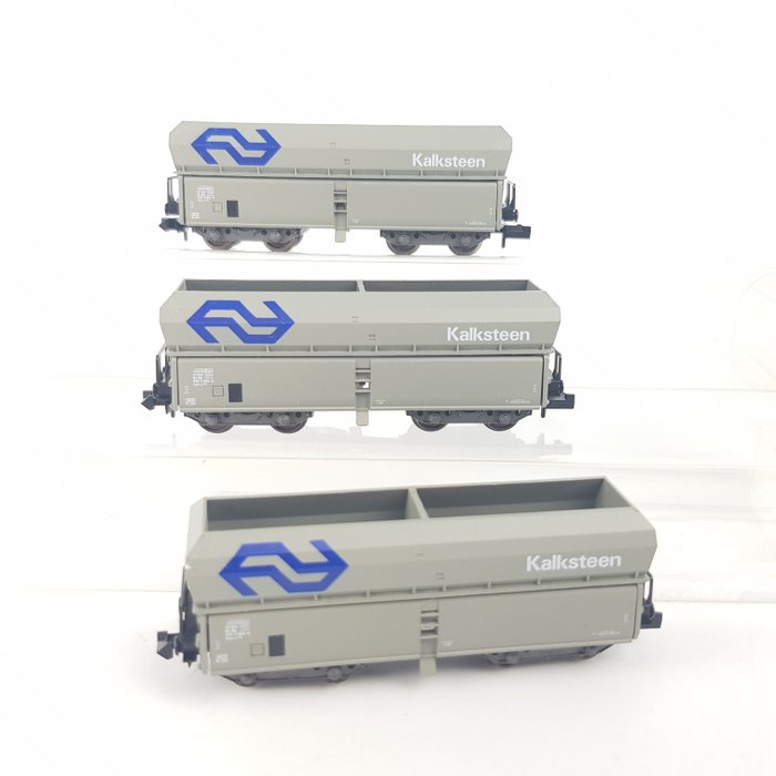 Fleischmann N - Freight wagon set - Three self-unloaders 'Limestone' - NS