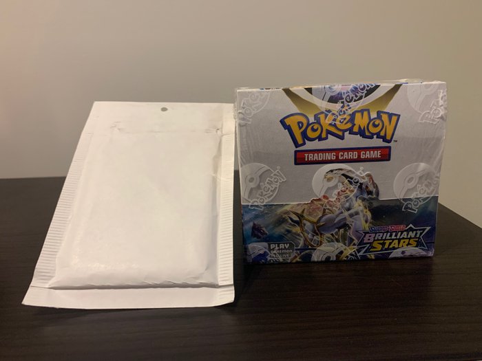 The Pokémon Company - Pokémon - Booster Box BoosterBox Brilliant Stars + mysteriepack