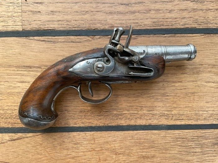 Francia - XVIII secolo - dalla metà alla fine - Pistola tascabile