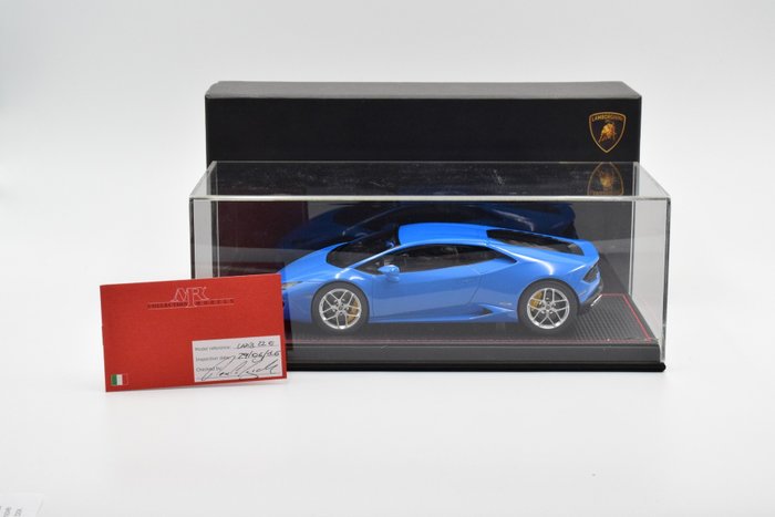 MR Collection - 1:18 - Lamborghini Huracan LP580-2 LA Motor Show Blue Le Mans