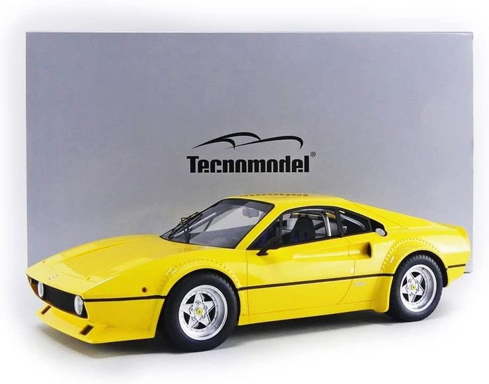 Tecnomodel Mythos - 1:18 - Ferrari 308 GTB4 LM Press Version 1976 - Limited Edition of 70 pcs. (Individually Numbered)