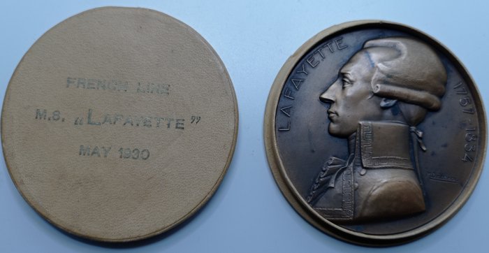 Francia. Medal 1930 ' 'A new link between the two great sister republics'