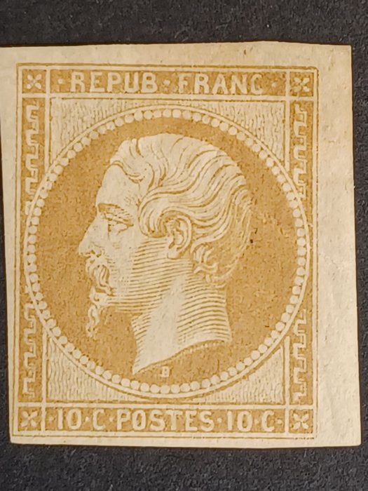 Frankreich 1862 - No. 9, 10 centimes bistre-yellow. New * Sheet edge. Reprint of 1862, signed Jacquart. Fold but very - Yvert