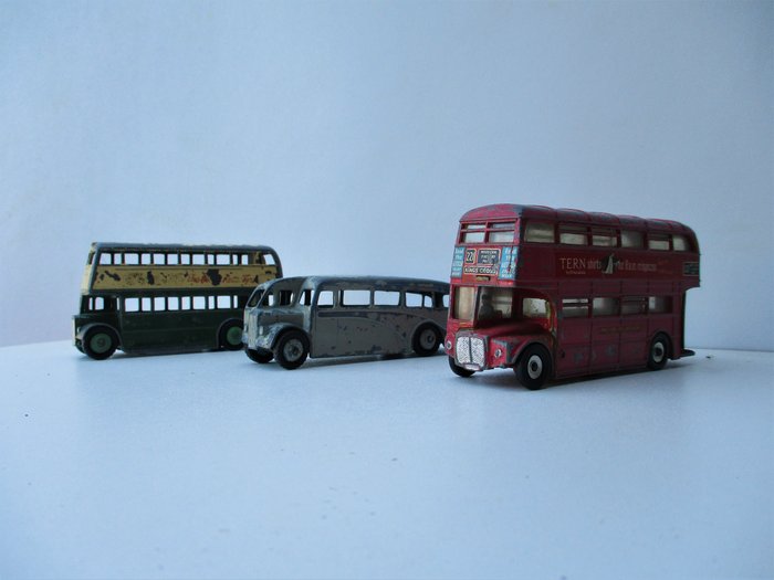 Dinky Toys - 1:43 - Routemasters