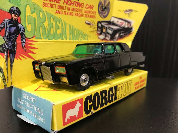 Corgi - 1:43 - n°268 "Green Hornet" Black Beauty - Chrisler Imperial 1966, Fabriquée en Angleterre - Rare and complete miniature - in very good condition