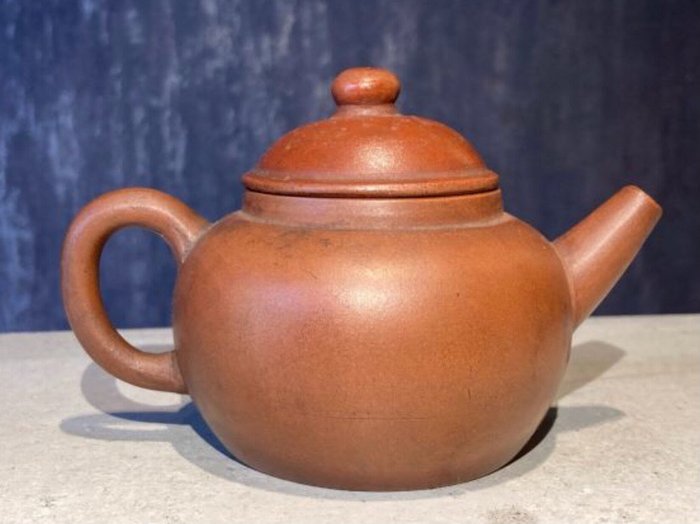 Teiera (1) - Fango rosso naturale - The lovely teapot - Cina - Dinastia Qing (1644-1911)