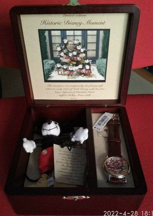 Disney Parks 323/5000 - Story Of Original Mickey Mouse Doll Historic Moment Watch & 13 cm Doll (1990s)