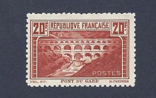 France 1930 - Pont du Gard - perforated 11 - Diena certificate - Yvert 262B