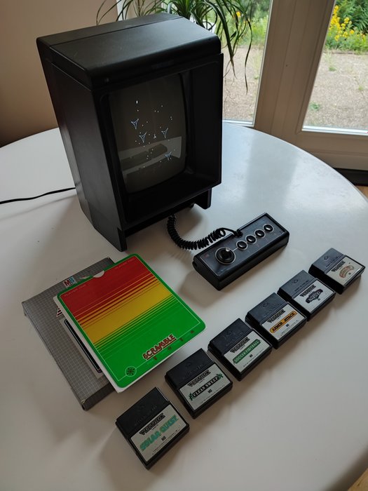 Milton Bradley (MB) Vectrex - Console avec jeux