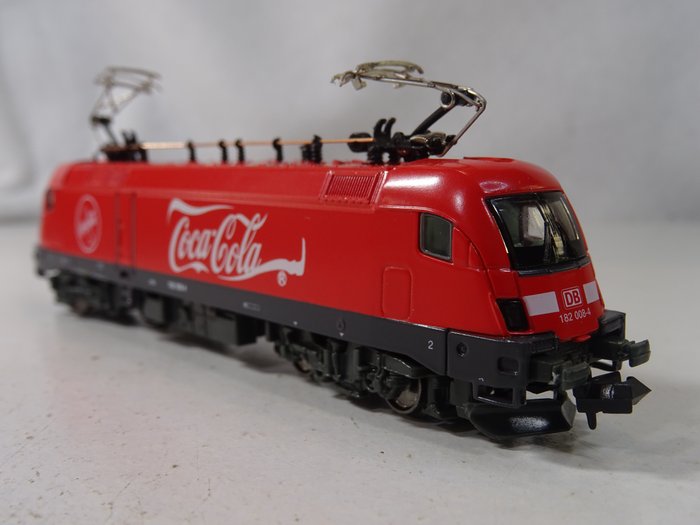 Hobbytrain, Lemke N - H2747 - Elektrische locomotief - BR 182 Stier 'Coca Cola' - DB